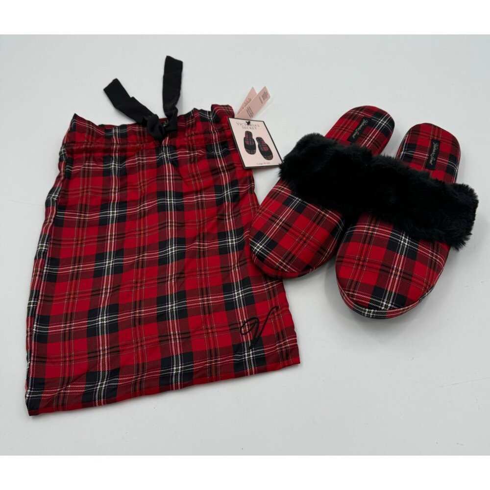 Victorias Secret Signature Satin  Plaid Slippers & Drawstring Bag Set Red/Black